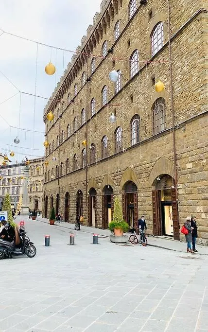 Apostoli Charme Apartment Florence Italy