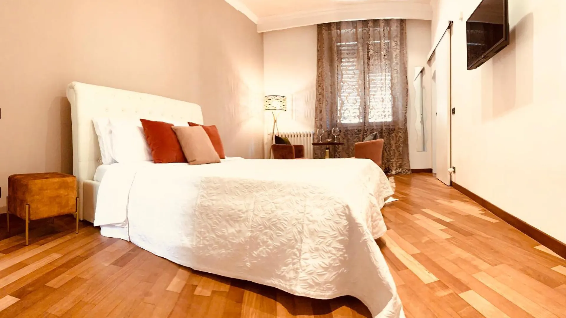 Apostoli Charme Apartment Florence Italy